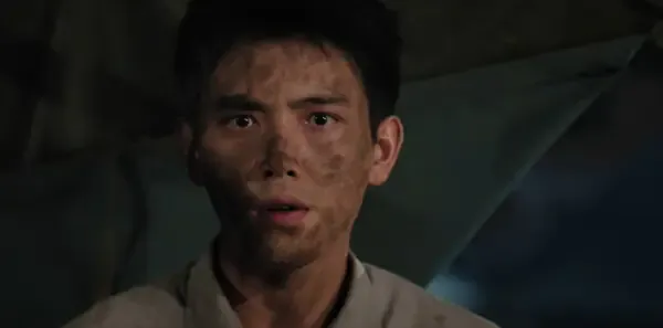 纯真年代的爱情 第22集：费霓赶赴灾区一起救灾剧照