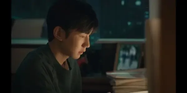 追光的日子 第21集:任真高远保持距离剧照