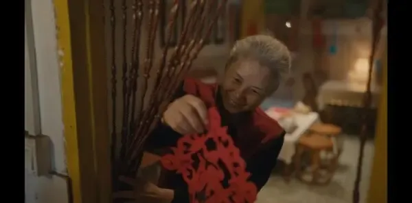 追光的日子 第26集：郝楠继续留任教书剧照