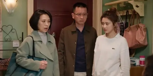 欢乐颂4 第36集：戚牧给何爸何妈地址剧照