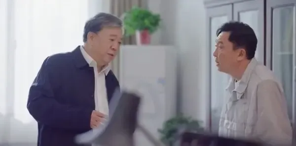多大点事儿2025 第6集：老艾办丧事惹街坊邻居烦剧照