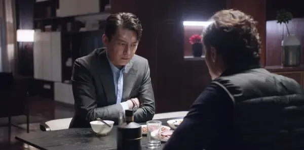 突围第15集剧照