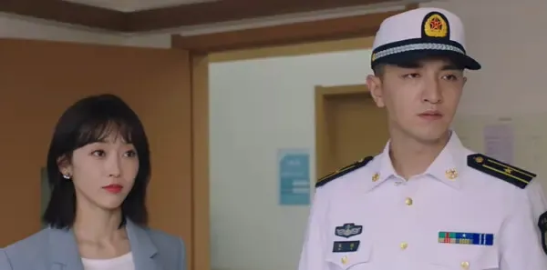 爱上海军蓝 第17集：宗卿被投诉剧照