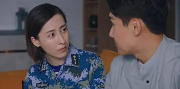 爱上海军蓝 第5集：伍肆唐歆互生情愫剧照