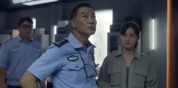悬镜第1集剧照