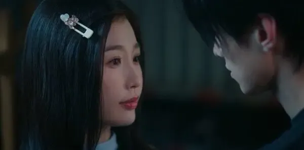 双轨第18集剧照