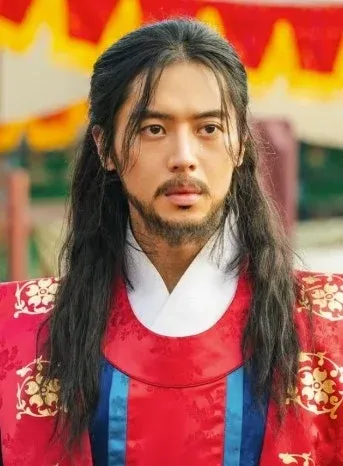 《暴君的厨师》