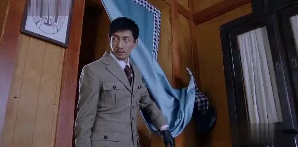 爱国者第10集剧照