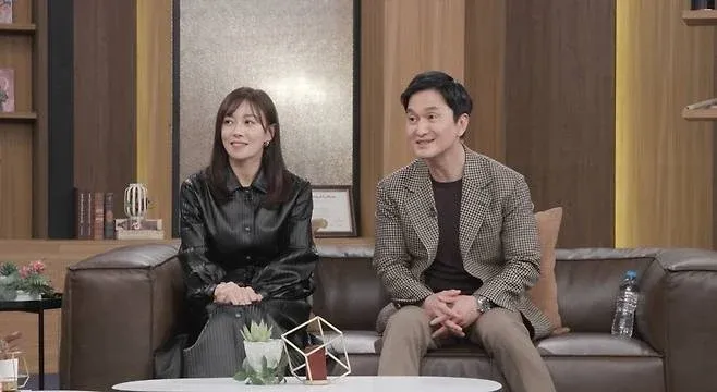 张英南与张铉诚一起出演节目
