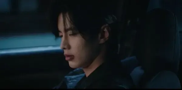 双轨第3集剧照