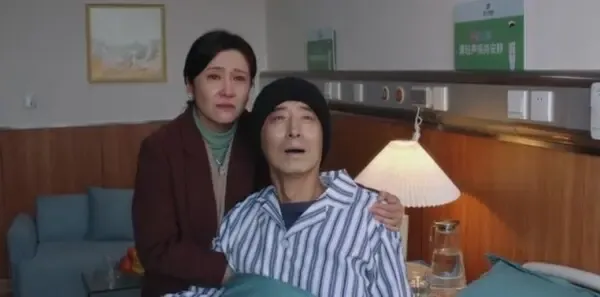 在你的冬夜里闪耀 第20集：慕国梁重病离世剧照