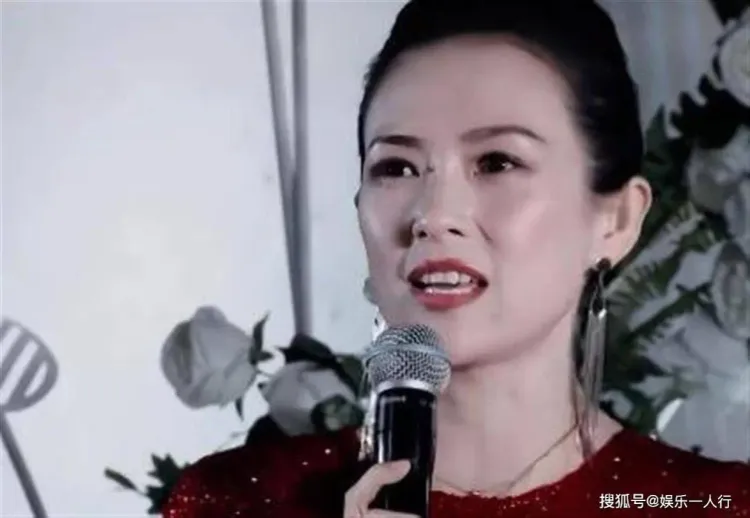 章子怡减持“newpage一页”股权引热议：套现约3亿后仍保留后续权益
