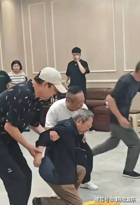 田立禾离世引发关注：一场告别为何演变为网络争议