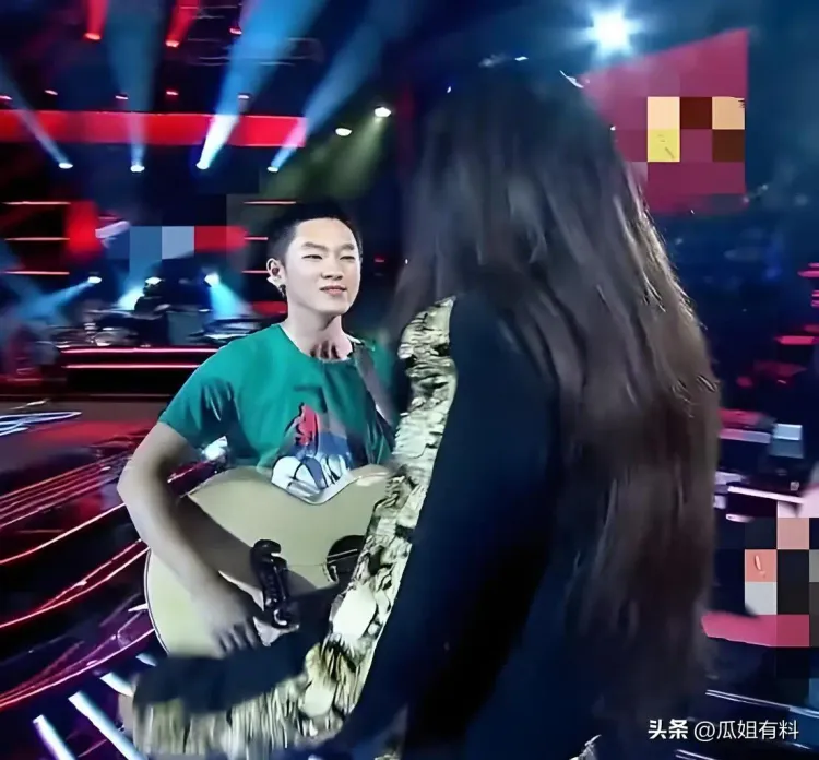 那英演唱会当众寻找梁博无果，散场后梁博发四个字：圆满成功。
