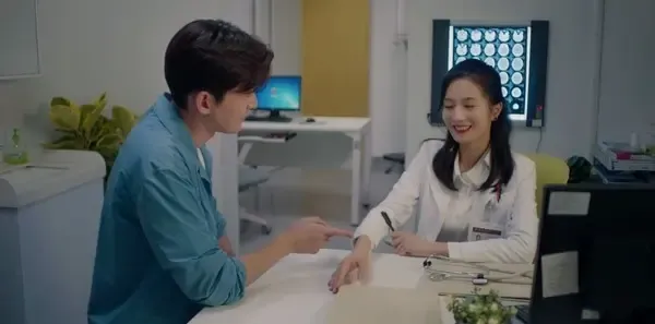 东八区的先生们第13集剧照