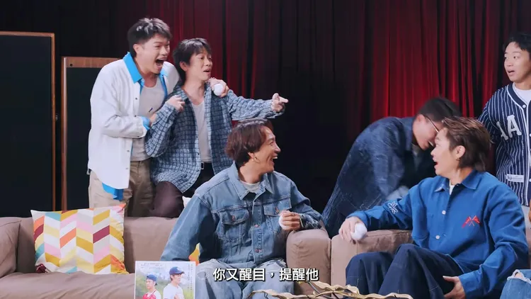 事件引起全场骚动,一片混乱。(影片截图)