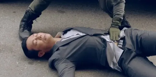 使徒行者2第2集剧照