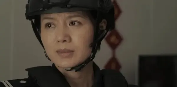 女巡特警之蜂鸟突击队第24集剧照