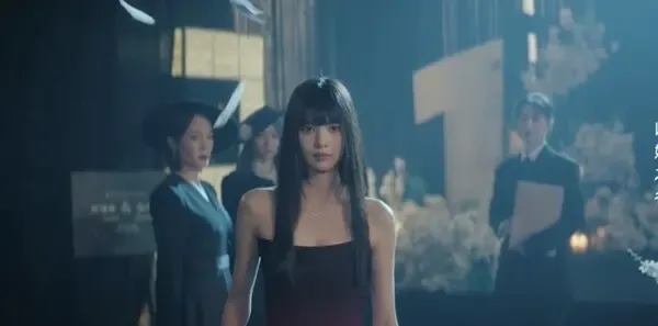 以她之名第1集剧照