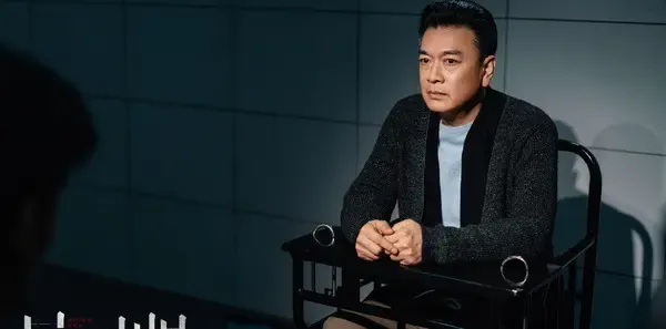 暴风眼第11集剧照