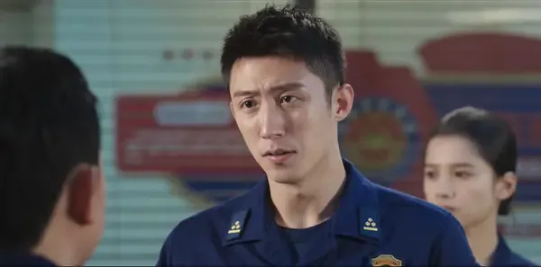 他从火光中走来第13集剧照