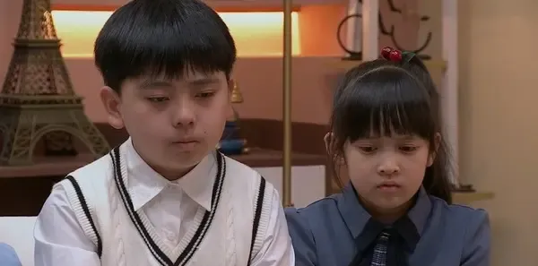 家有姐妹第12集剧照